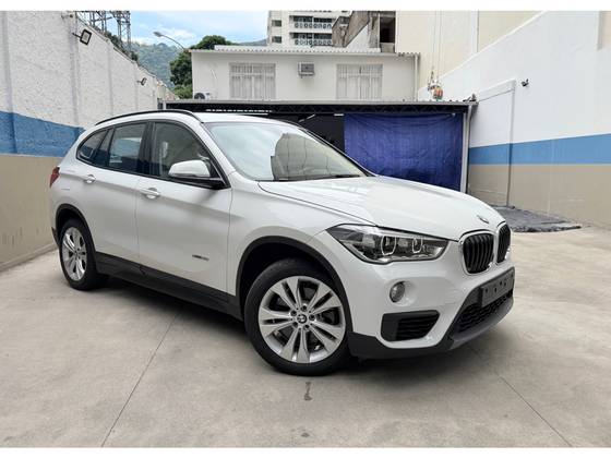 BMW X1 2.0 16V TURBO ACTIVEFLEX SDRIVE20I 4P AUTOMÁTICO BMW X1 2.0 16V TURBO ACTIVEFLEX SDRIVE20I 4P AUTOMÁTICO